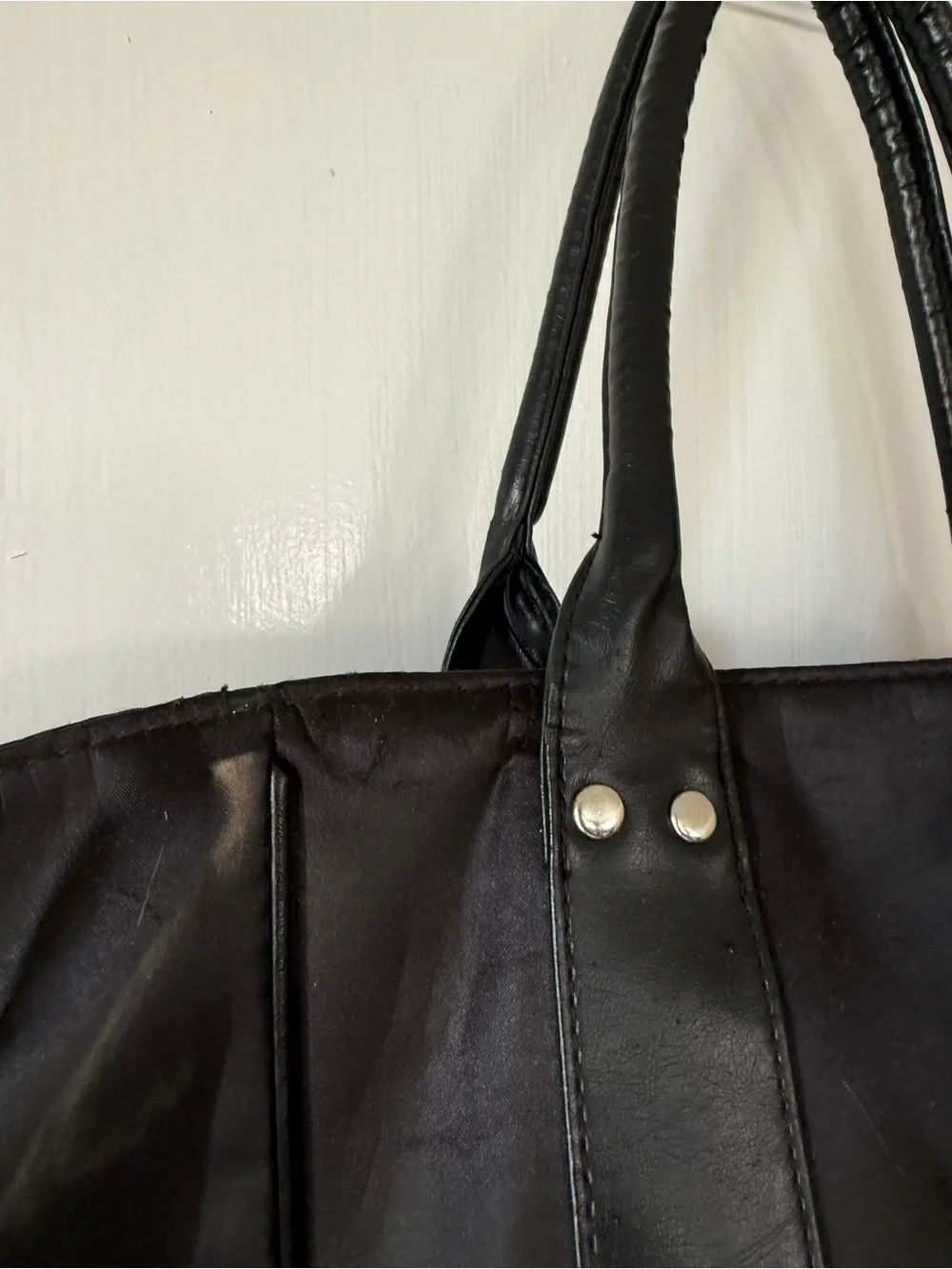 N/A spacious black